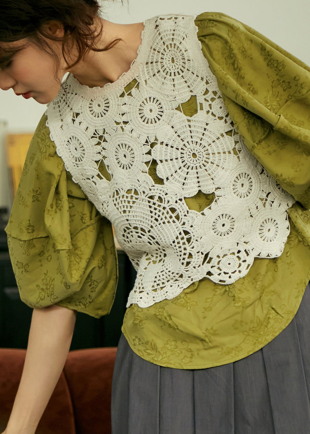 Beautiful Beige O-Neck Hollow Out Hook Flower Cotton Vest Sleeveless