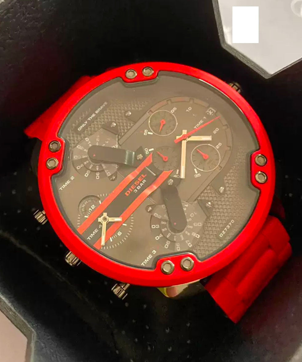 Boho Red Alloy Quartz Movement Hollow Out Watches