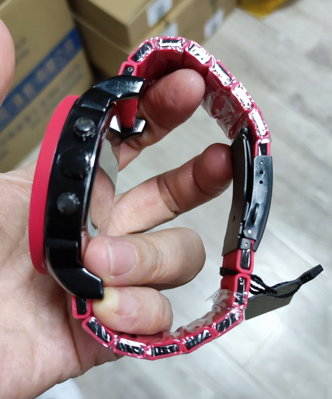 Boho Red Alloy Quartz Movement Hollow Out Watches