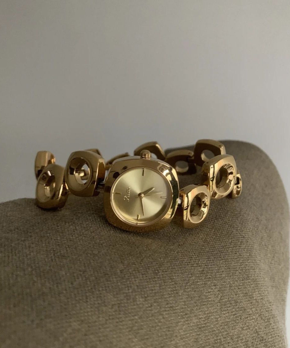 Boutique Silk Overgild Asymmetrical Hollow Out Watches