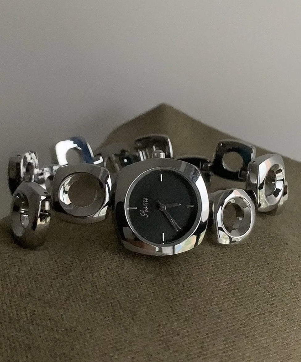 Boutique Silk Overgild Asymmetrical Hollow Out Watches