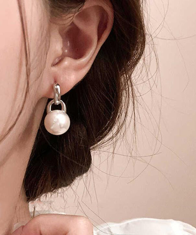 Brief Silk Copper Alloy Pearl Stud Earrings