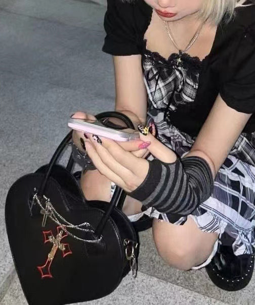 Chic Black Love Shape Chain Linked Faux Leather Tote Handbag