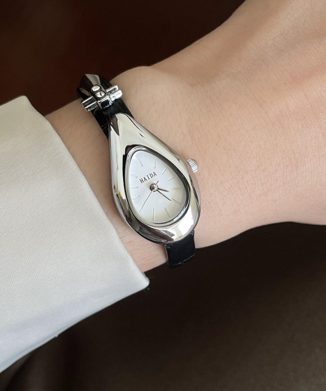 Chic Silk Leather Tempered Glass Pipa Watches