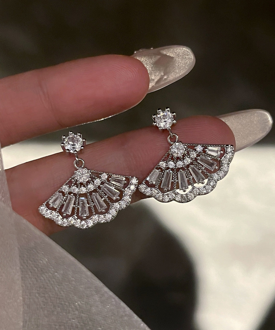 Chinese Style White Copper Zircon Fan-Shaped Tassel Drop Earrings