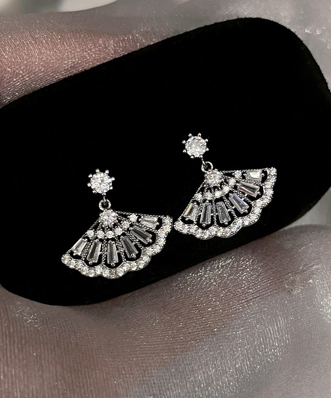 Chinese Style White Copper Zircon Fan-Shaped Tassel Drop Earrings