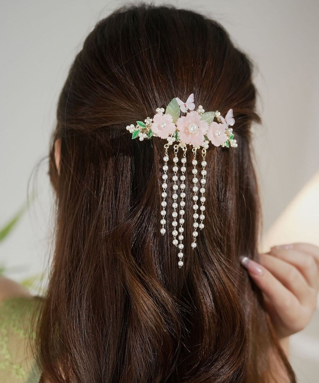 Classy Rainbow Alloy Pearl Butterfly Floral Tassel Hairpin