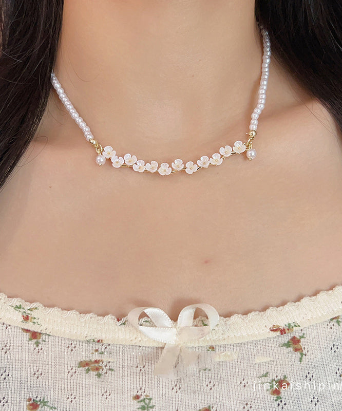 Elegant White Alloy Pearl Floral Princess Necklace