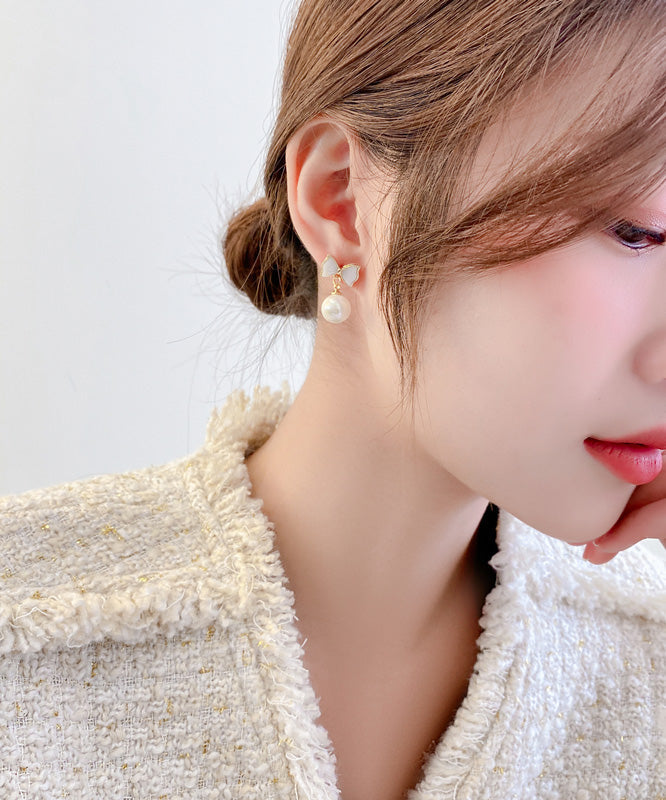 Elegant White Copper Alloy Bow Shell Pearl Drop Earrings