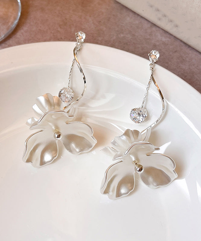 Elegant White Copper Alloy Resin Floral Drop Earrings
