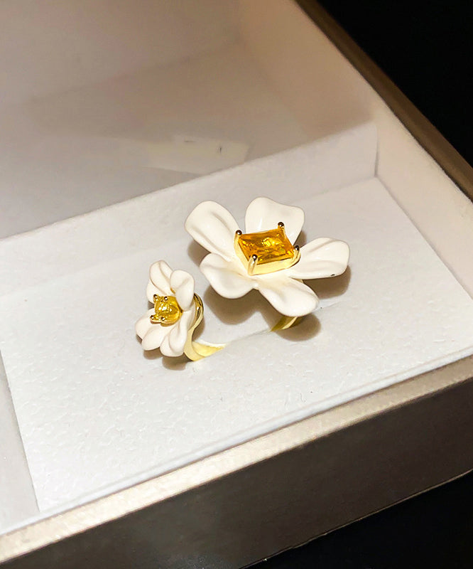 Elegant White Copper Overgild Acrylic Zircon Floral Open Rings