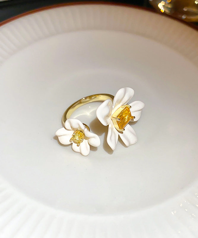 Elegant White Copper Overgild Acrylic Zircon Floral Open Rings