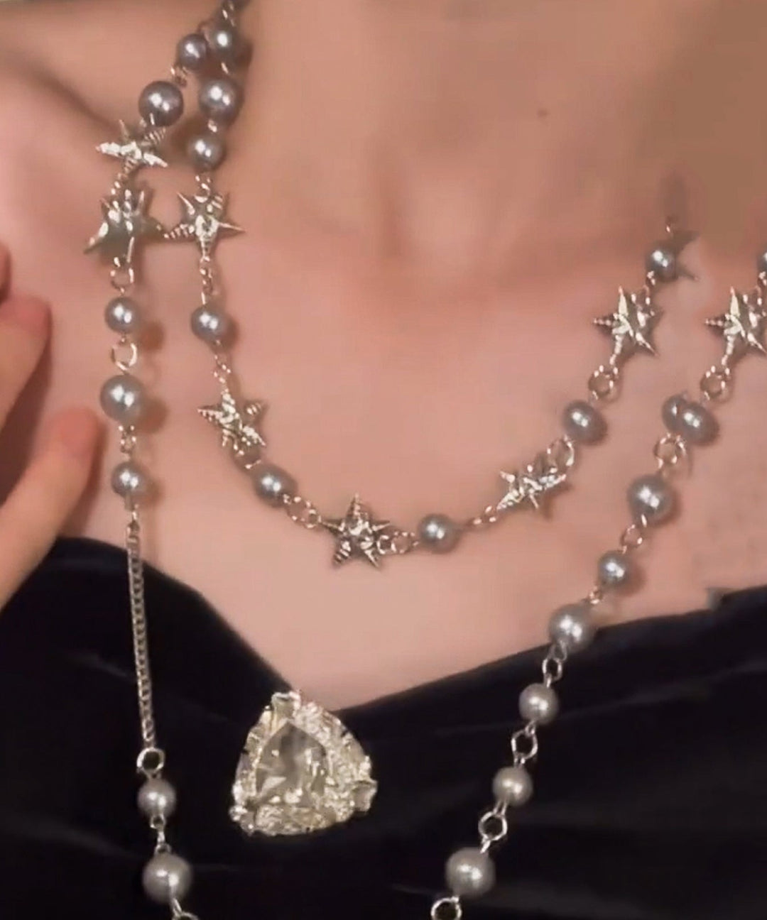 Fine Grey Stainless Steel Pearl Five Pointed Star Gratuated Bead Necklace