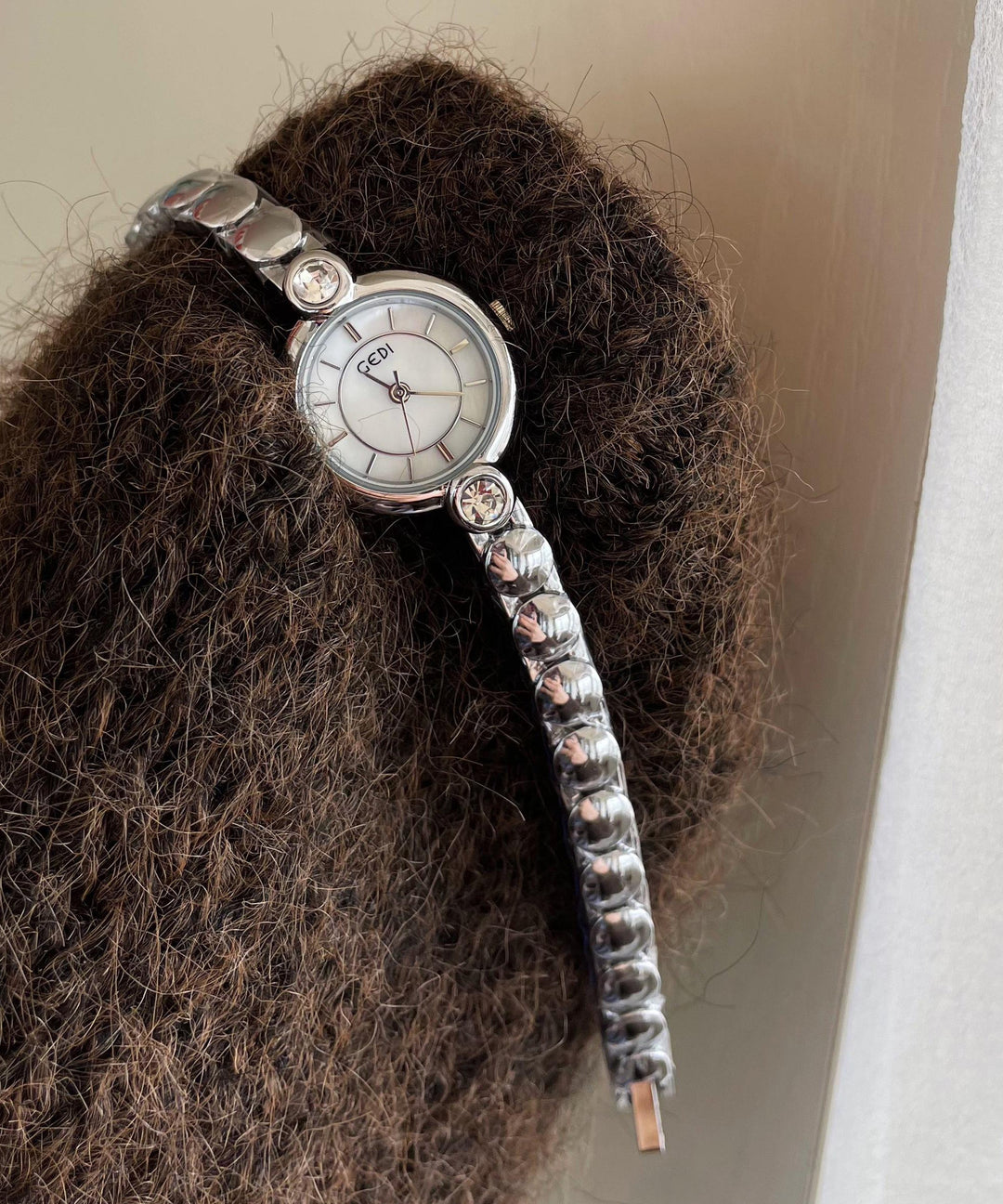 Fine Silk Alloy Quartz Movement Chain Watches