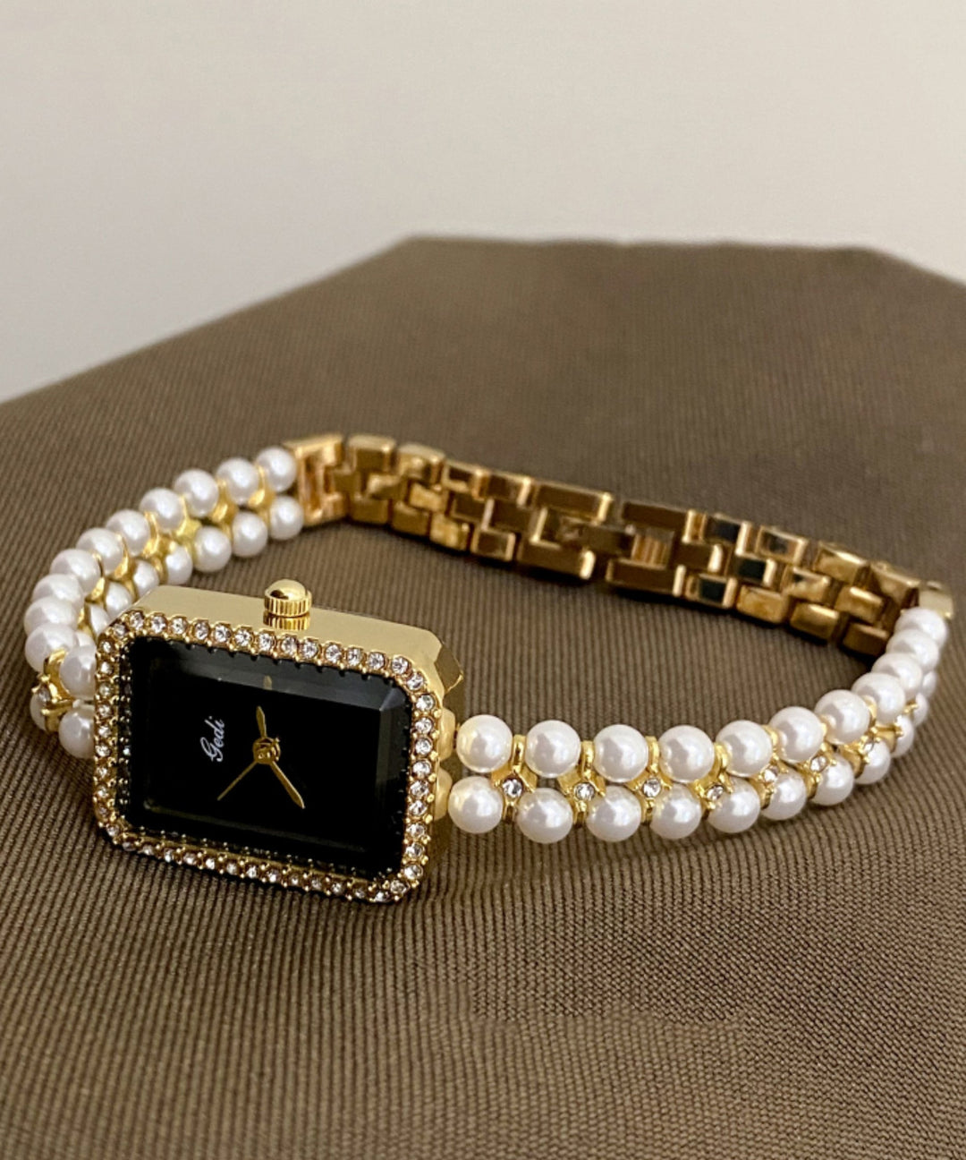 Fine Silk Stainless Steel Alloy Pearl Zircon Waterproof Watches