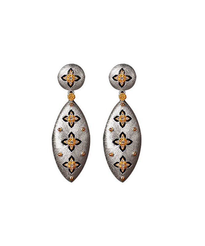 Fine Silk Sterling Silver Zircon Four Leaf Clover Stud Earrings