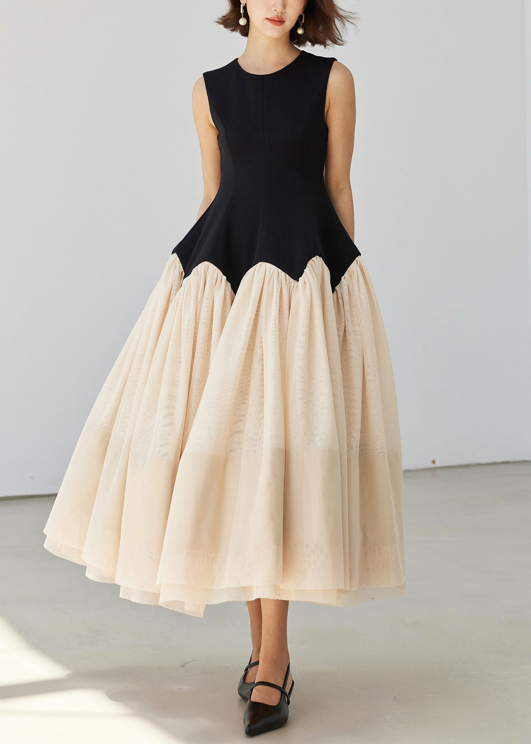 French Black O-Neck Tulle Patchwork Long Dress Sleeveless