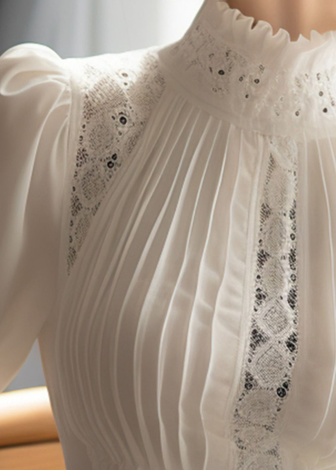 French White Puff Sleeve Lace Wrinkled Patchwork Cotton Top