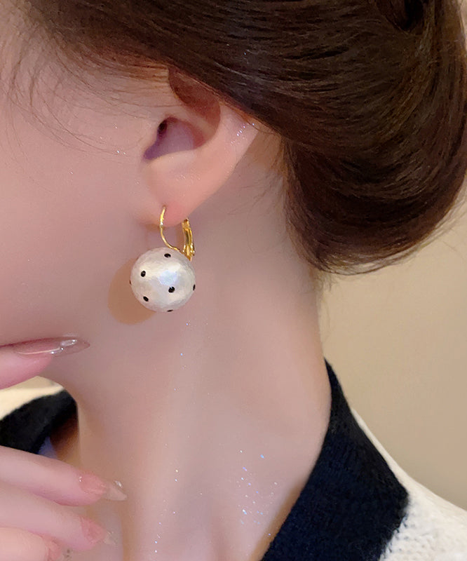 Modern White Copper Alloy Dot Cotton Pearl Hoop Earrings