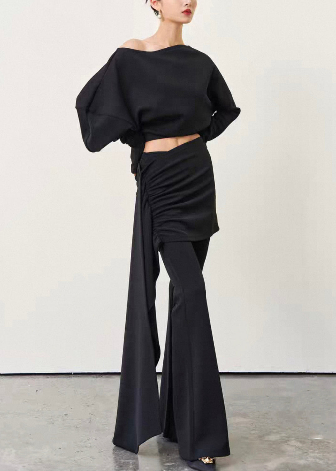 New Black Cold Shoulder T Shirt And Flared Trousers Cotton Two Pieces Set Batwing Sleeve