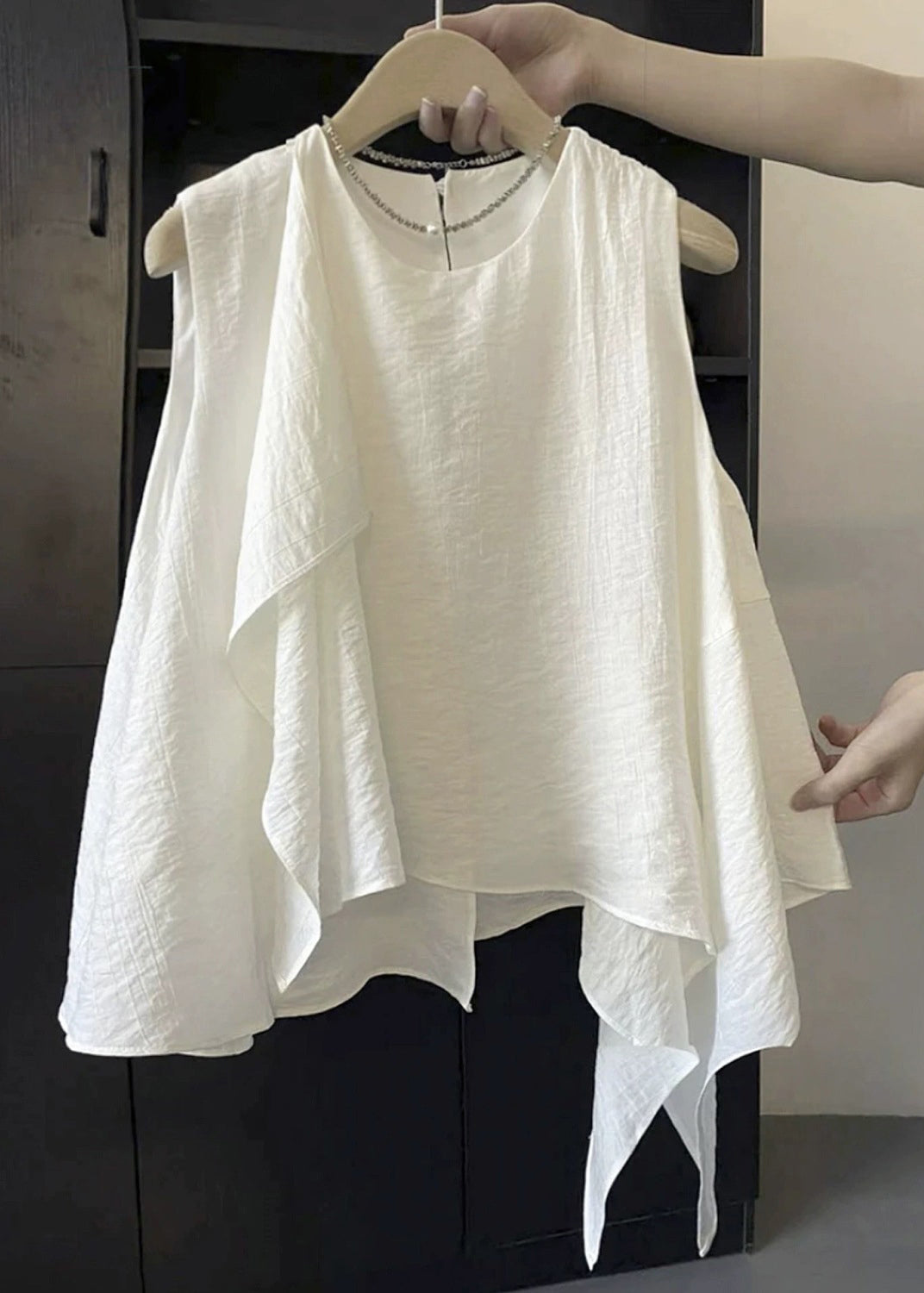 New White Asymmetrical Cotton Shirts O Neck Sleeveless
