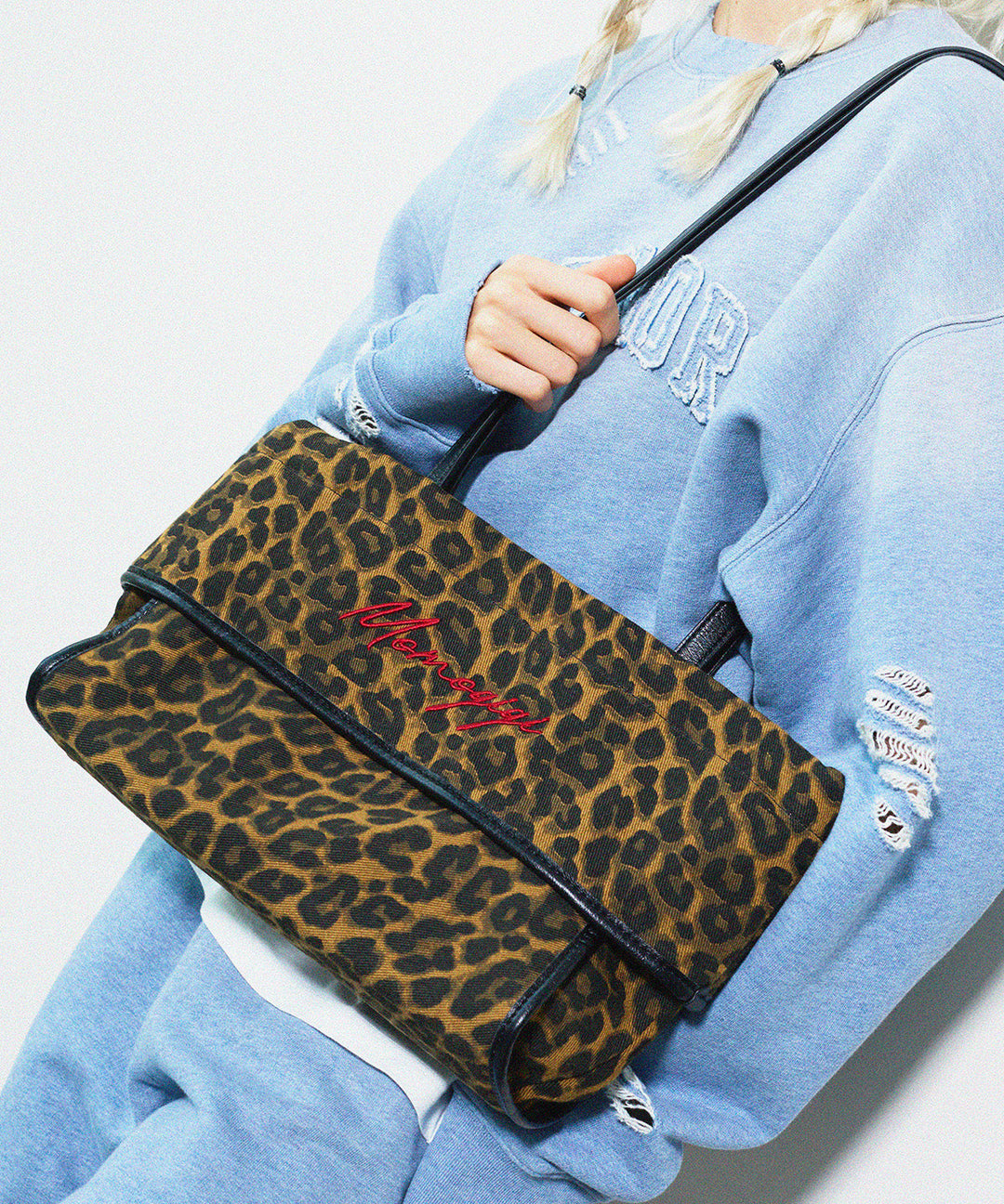 Original Design Leopard Embroidered Canvas Shoulder Bag