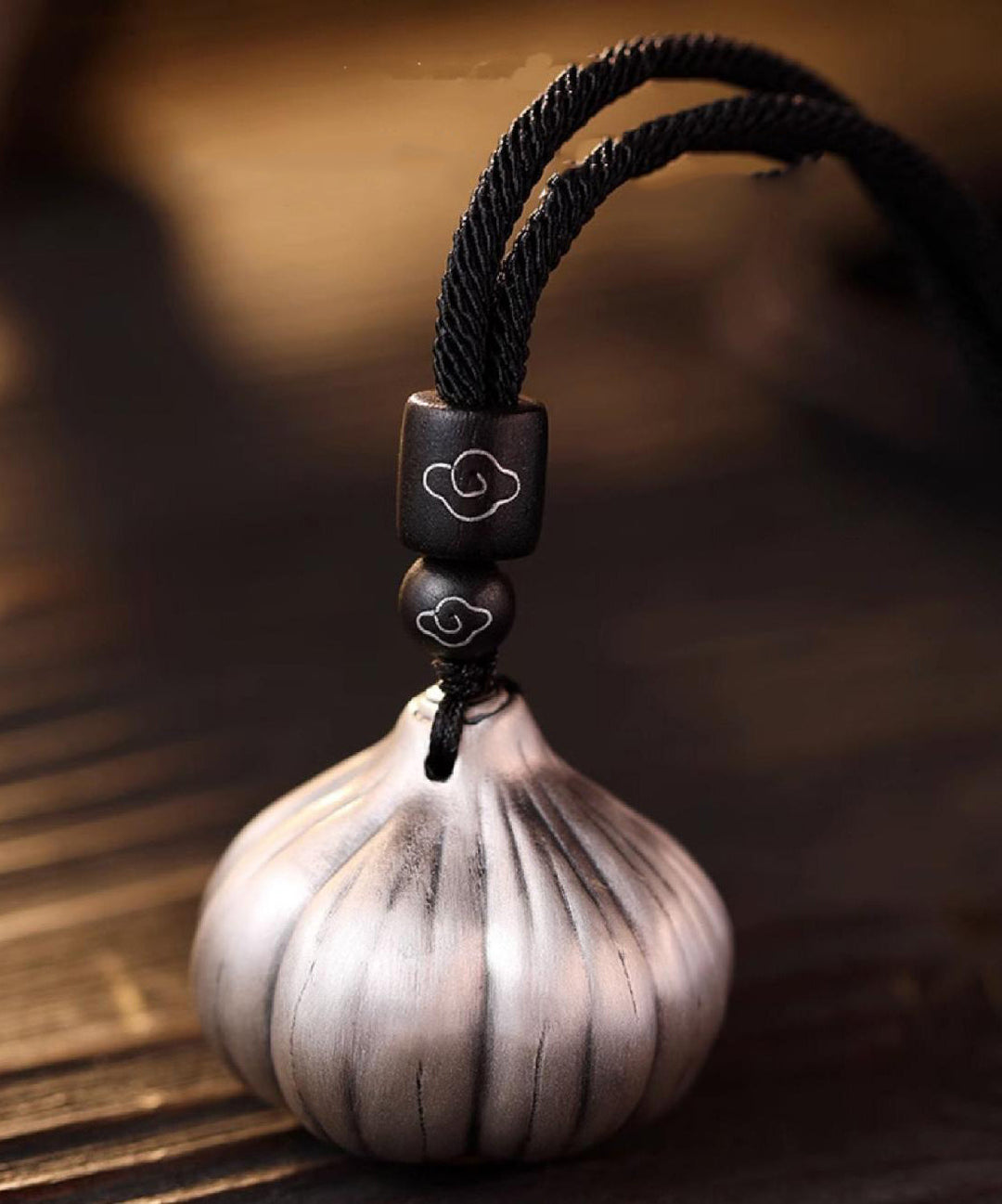 Retro Silk Sterling Silver Garlic Auspicious Cloud Phone Chains