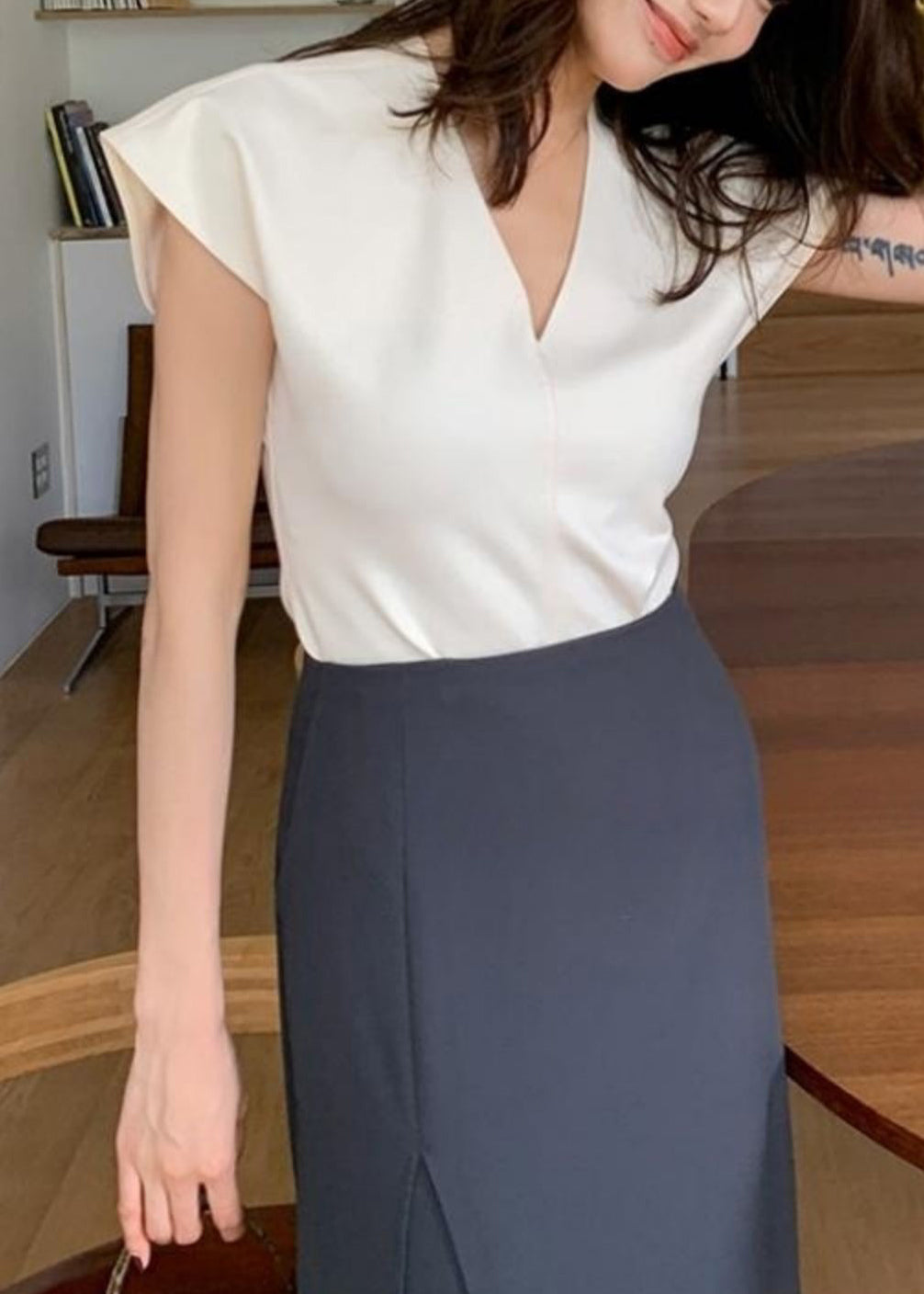 Simple Rose V Neck Solid Cotton T Shirts Summer