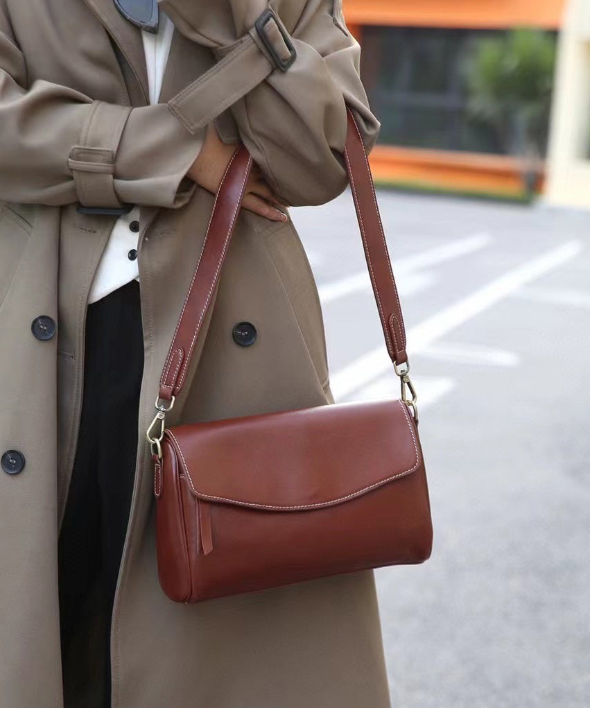 Stylish Black Solid Durable Leather Zipper Shoulder Bag