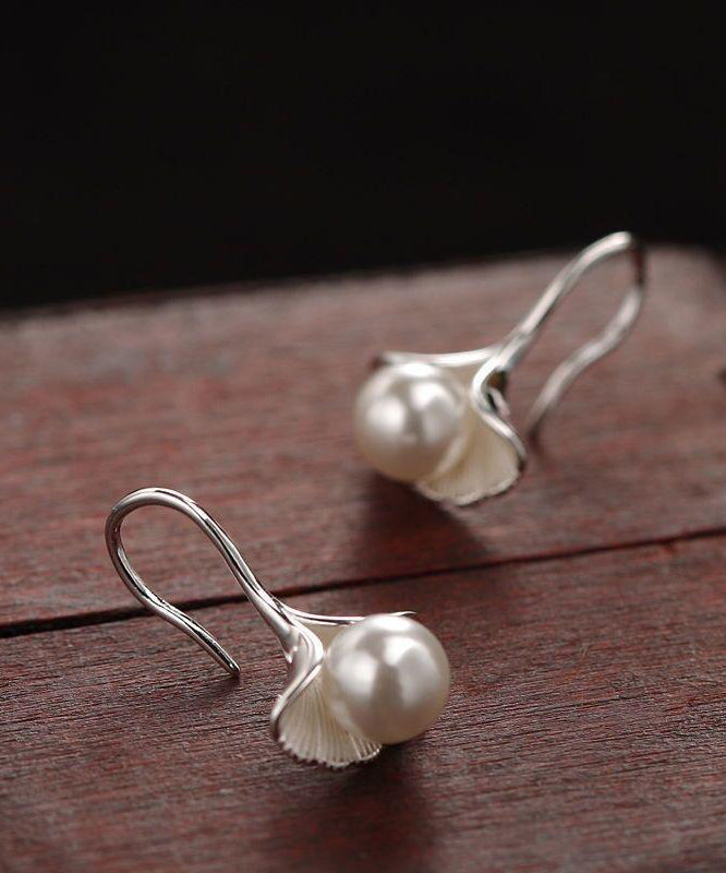 Stylish Silk Sterling Silver Ginkgo Leaves Pearl Stud Earrings