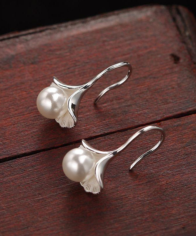 Stylish Silk Sterling Silver Ginkgo Leaves Pearl Stud Earrings