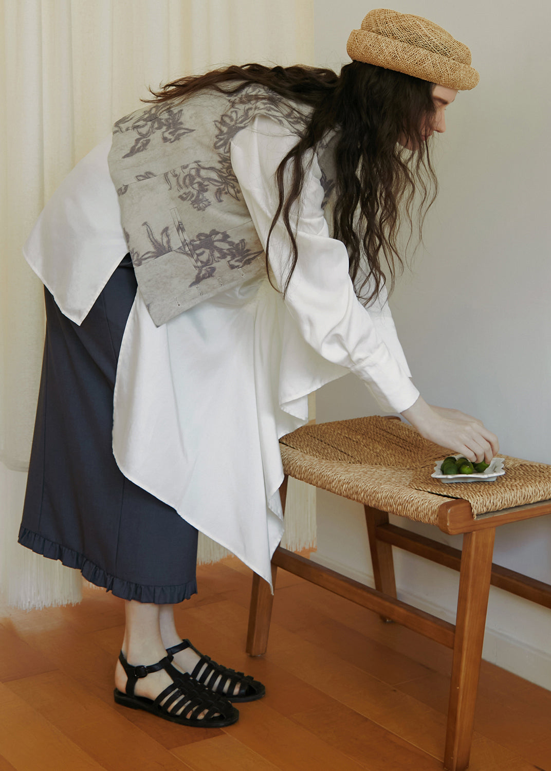 Stylish White Ruffled Asymmetrical Design Cotton Blouses Fall