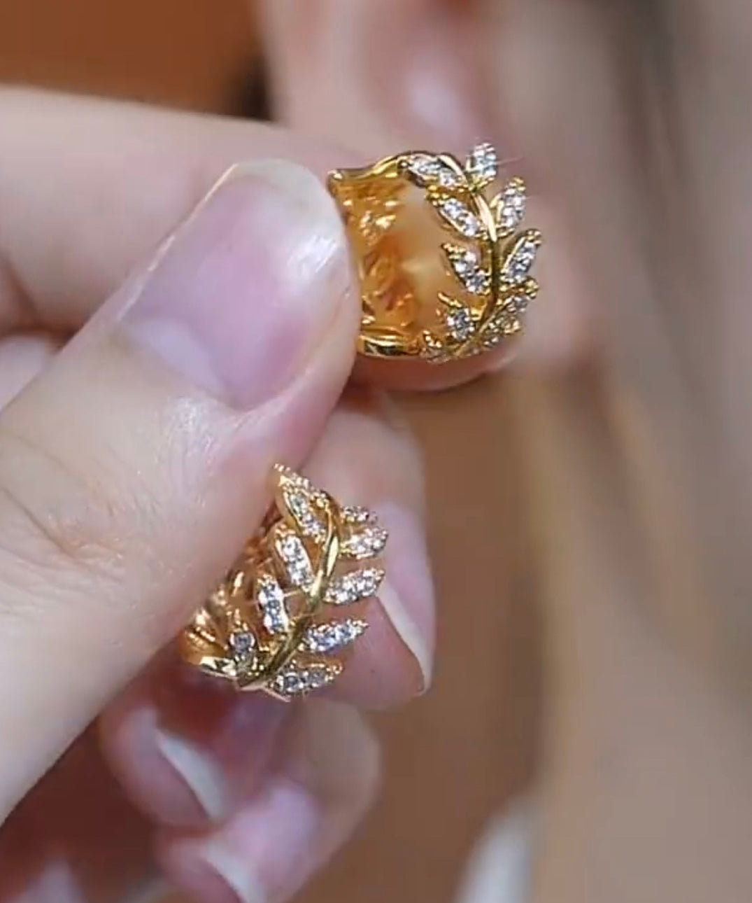 Vintage Gold Sterling Silver Overgild Zircon Ear of Wheat Hoop Earrings