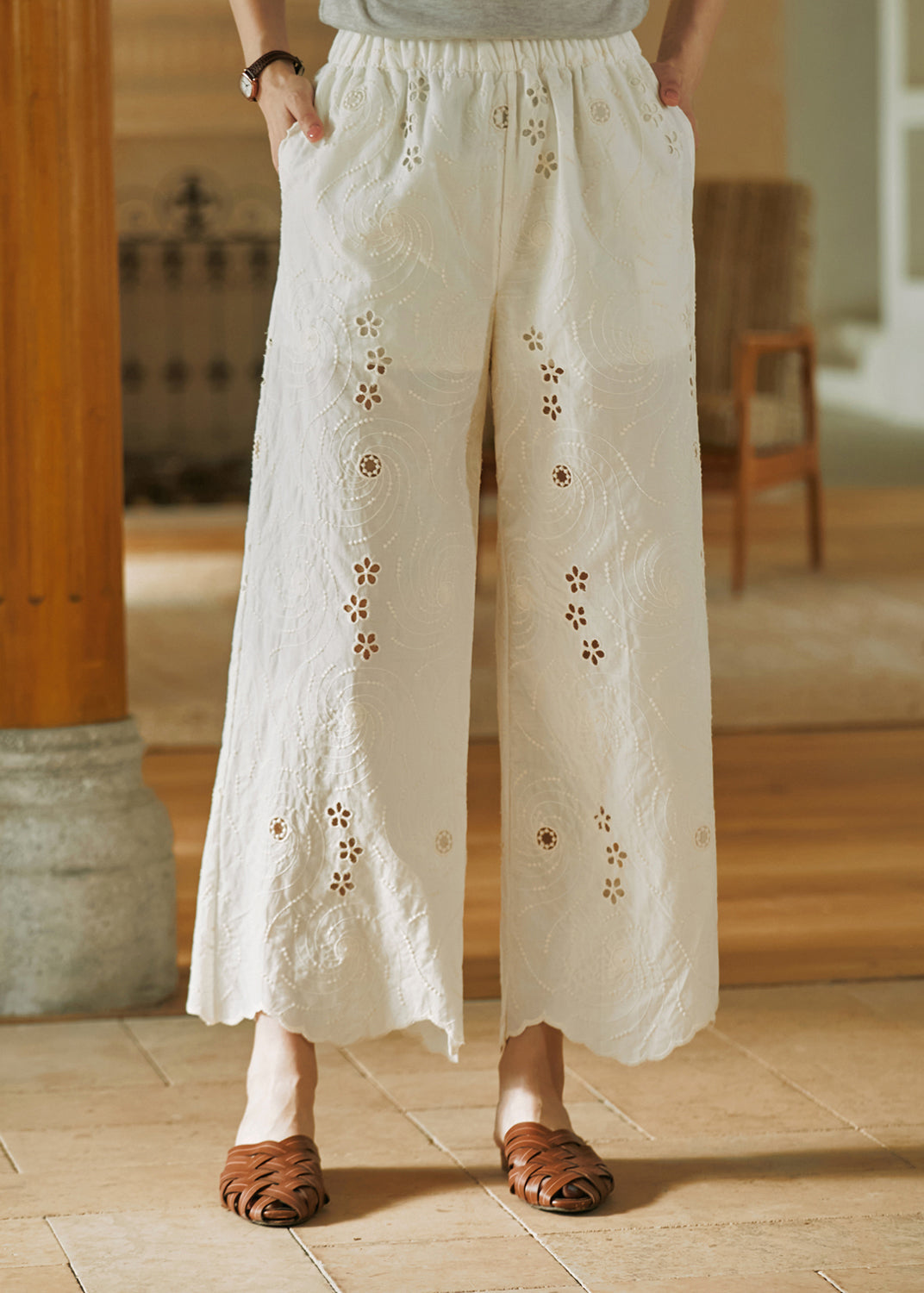 Women Beige Embroidered Pockets Cotton Wide Leg Pants Summer