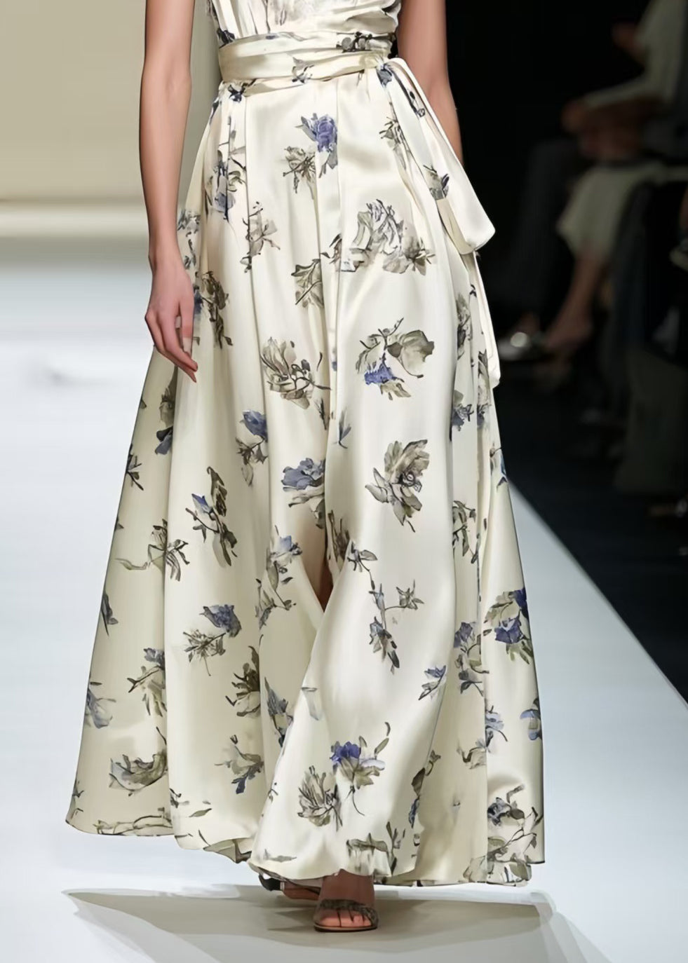 Women Champagne Print Exra Large Hem Silk Party Dress Summer