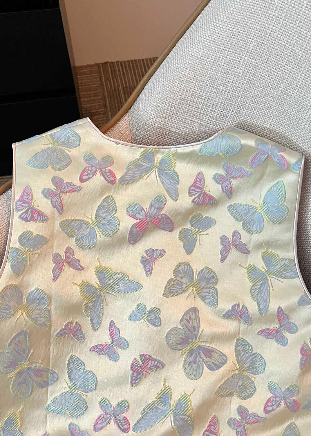 Women Tasseled Butterfly Chinese Button Silk Vest Sleeveless