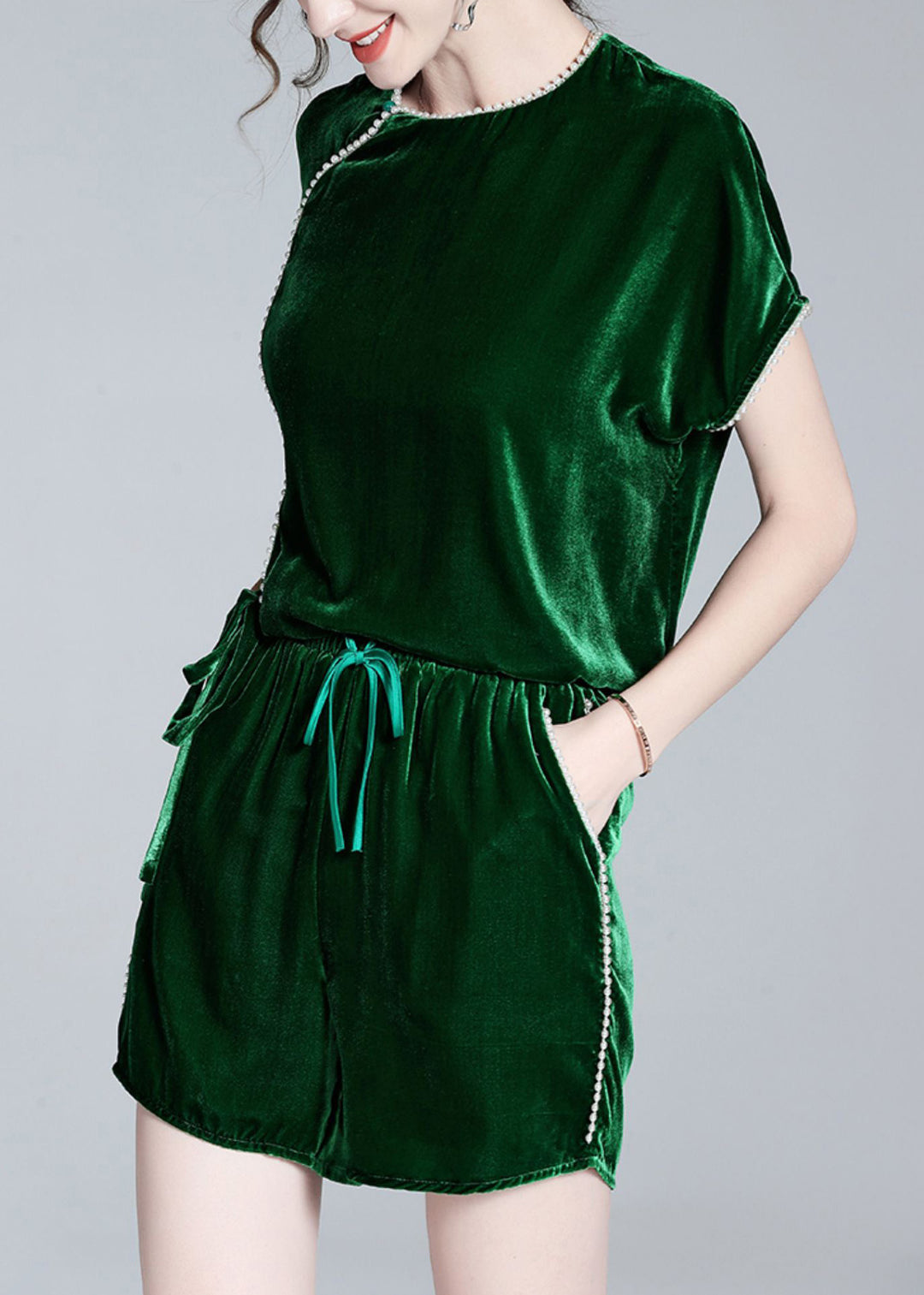 Elegant Green O-Neck Velour Top And Shorts Two Pieces Set Summer