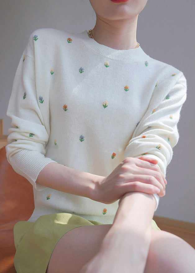 French White O Neck Embroideried Knit Sweater Fall