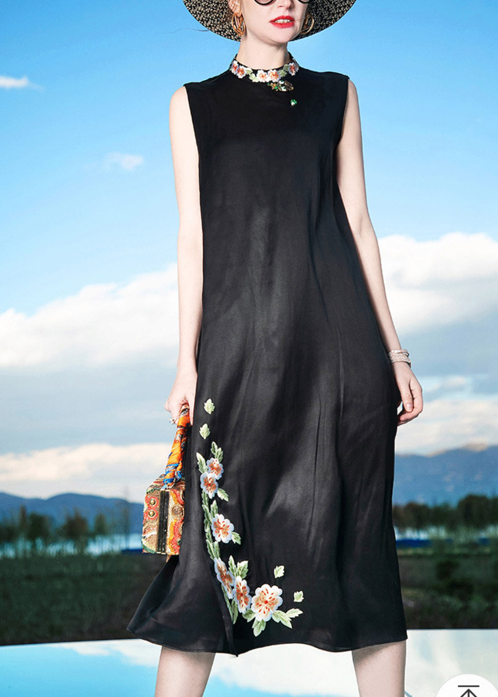 Simple Black O-Neck Embroideried Silk Long Dress Summer