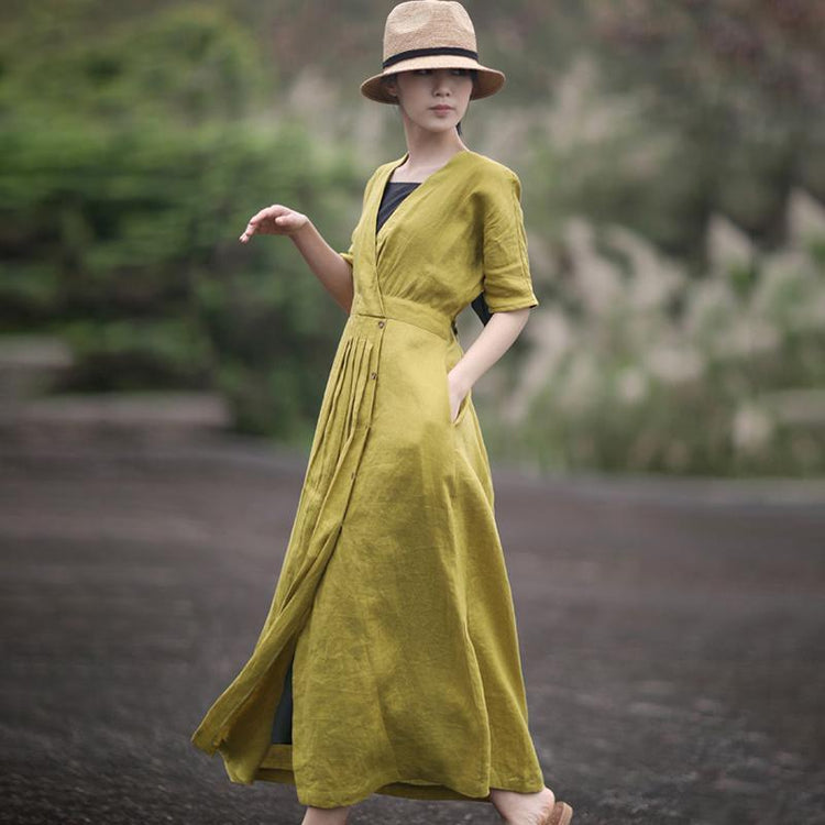 Solid Color Pleated V-Neck Retro Loose Dress - Omychic