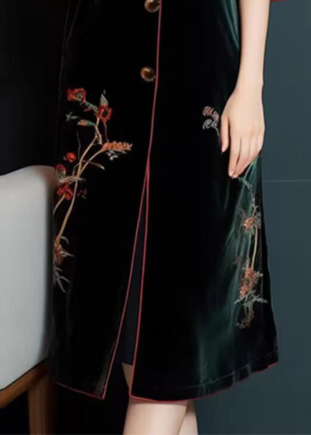Vintage Blackish Green Embroideried Button Silk Velour Dress Long Sleeve