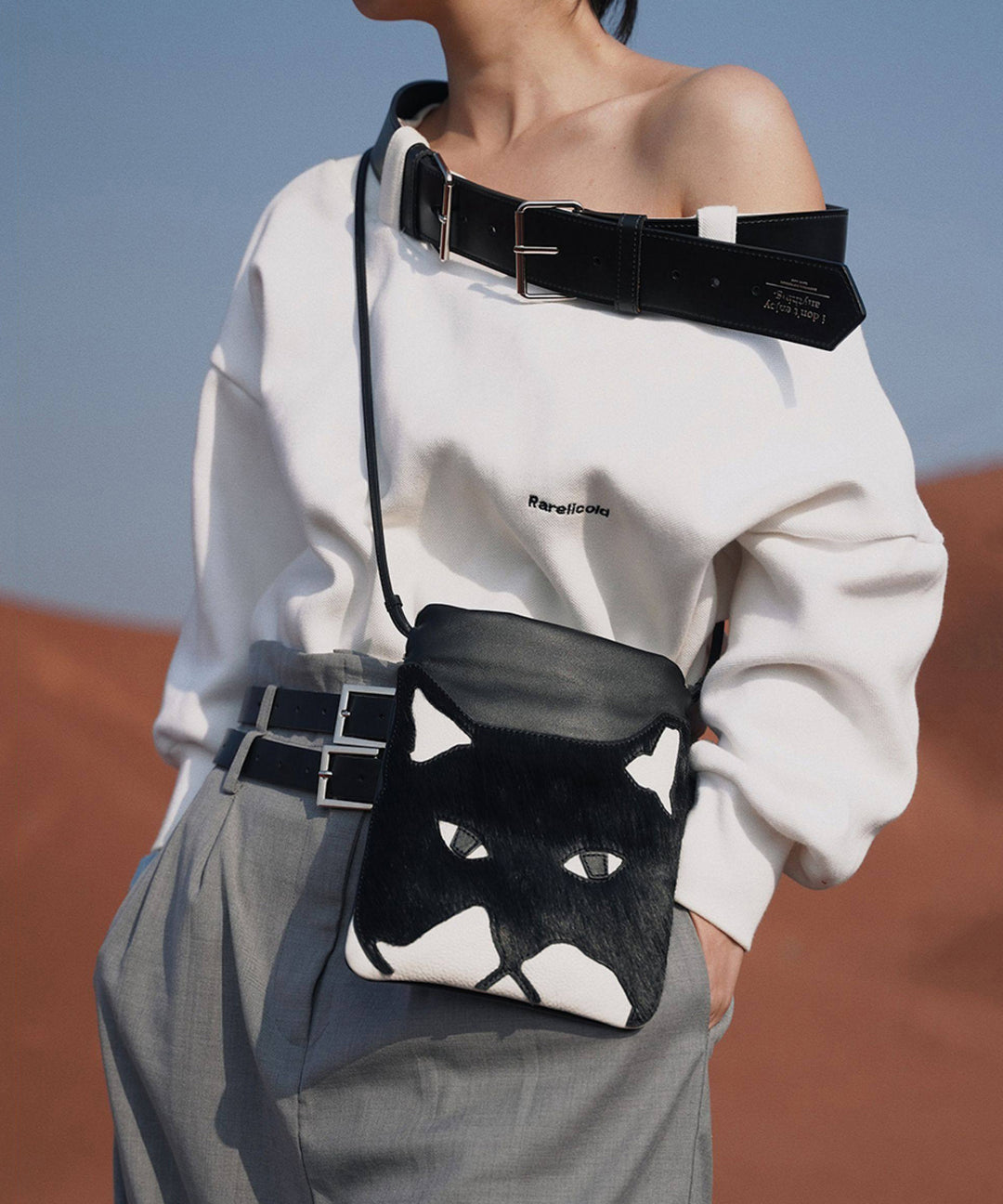 2026 New Horsehair Embossed Calf Leather Phone Pouch Bag