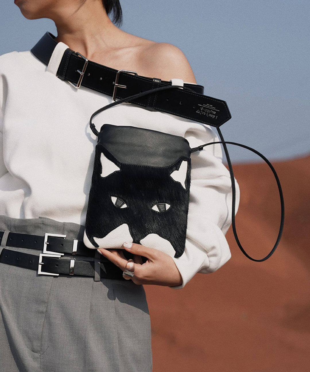 2026 New Horsehair Embossed Calf Leather Phone Pouch Bag