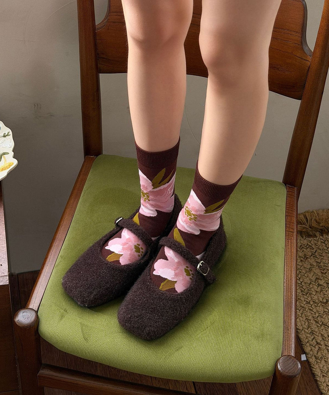 2026 New Japanese Jacquard Style Mid Calf Socks