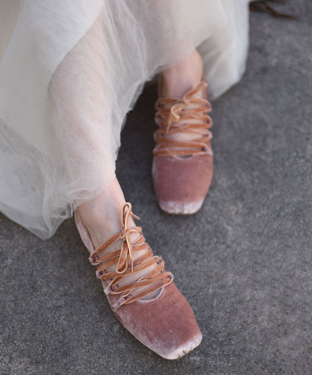 2026 New Pink Velvet Ballet Shoes Lace Up
