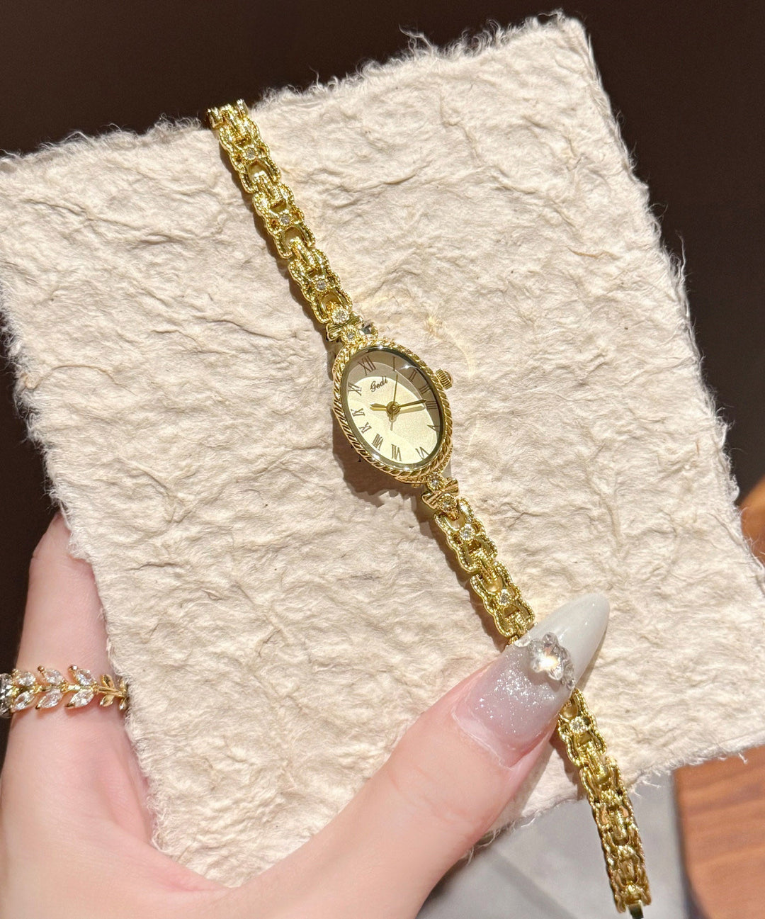 2026 New Silk Alloy Zircon Quartz Movement Watches