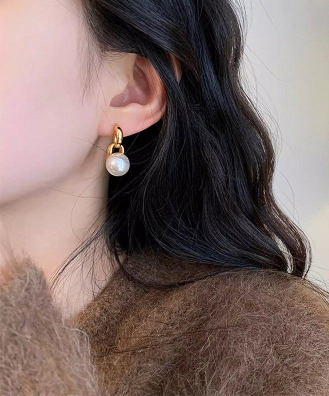 2026 New Versatile Pearl Gilding Stud Earrings