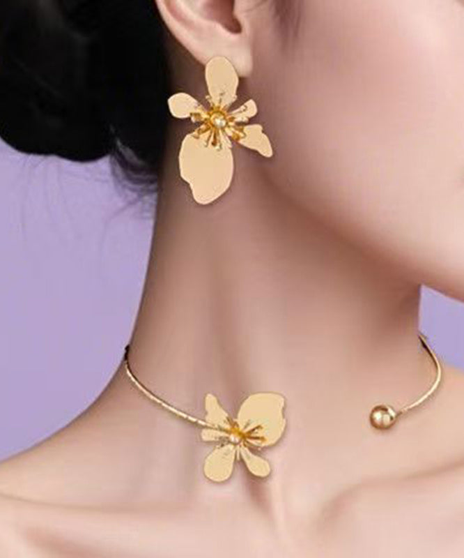 Art Gold Copper Alloy Floral Stud Earrings And Choker Two-Piece Set