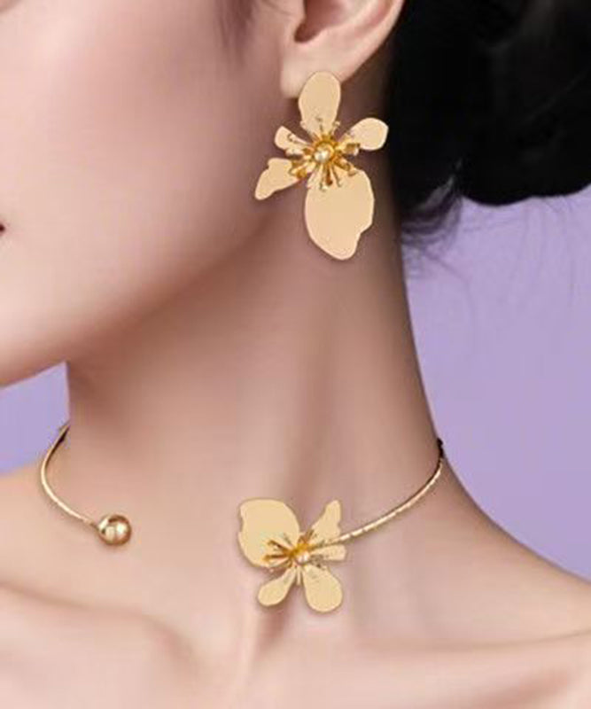 Art Gold Copper Alloy Floral Stud Earrings And Choker Two-Piece Set