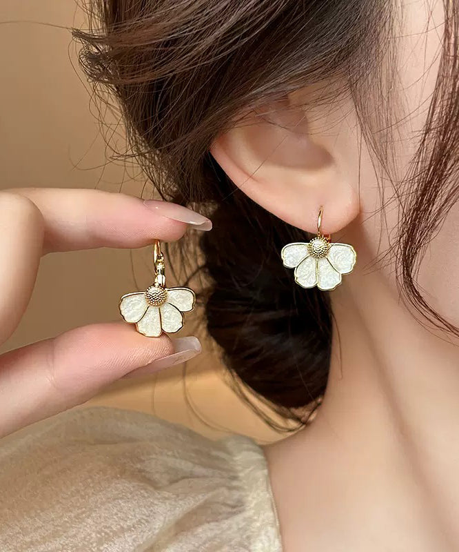 Art Gold Copper Alloy Petal Drop Earrings